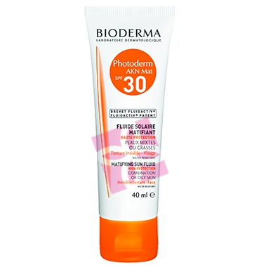 Bioderma Sole Linea Photoderm SPF30 AKN Mat Fluido Opacizzante Pelli Miste 40 ml